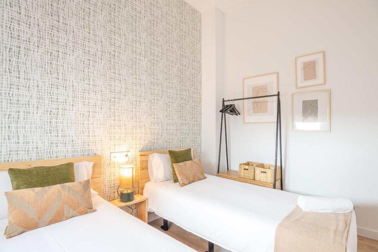 Apartamentos Luna Suites Palacio Dorita גרנדה מראה חיצוני תמונה